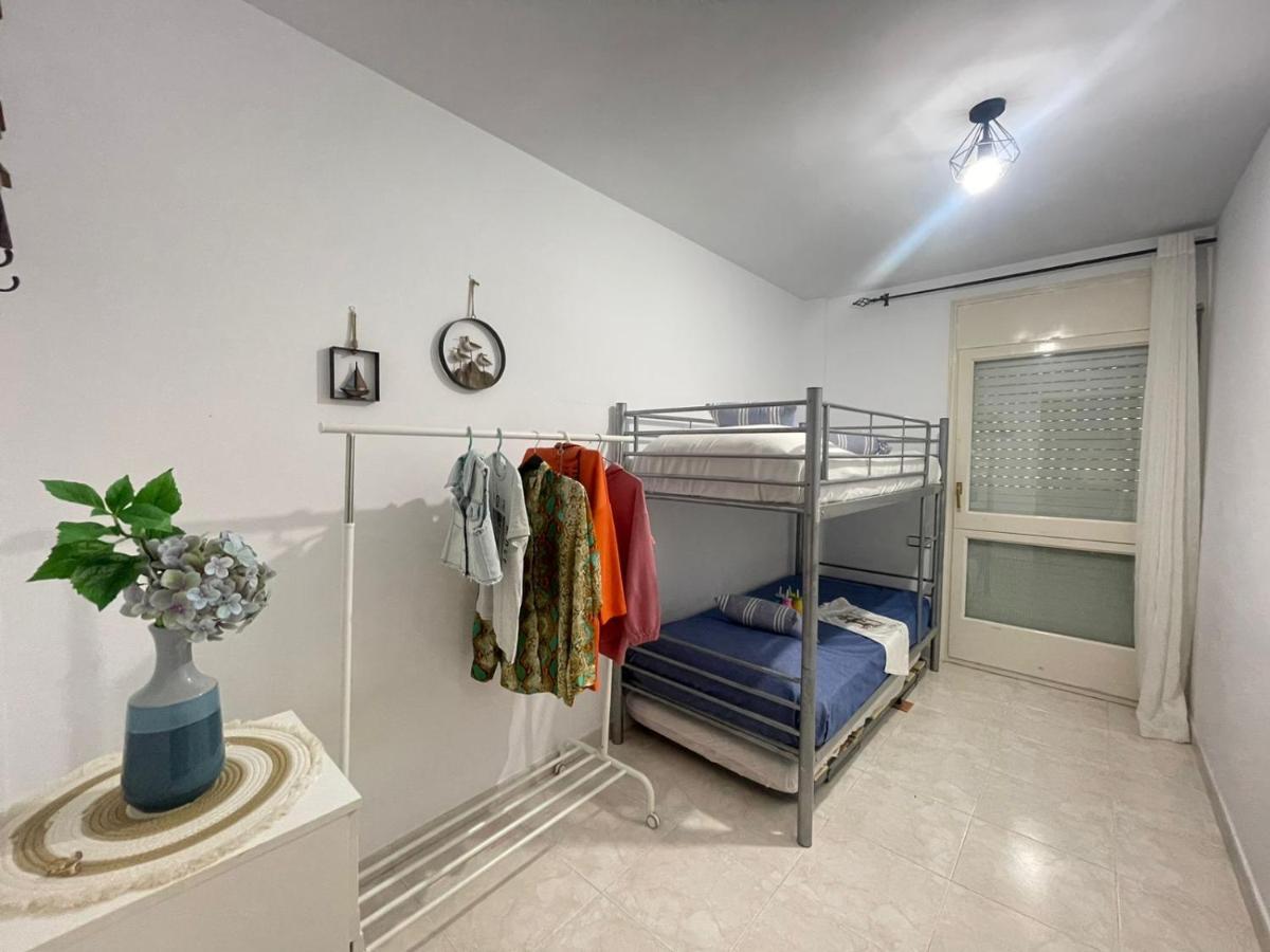 La Casa De La Vila Palamos Bagian luar foto